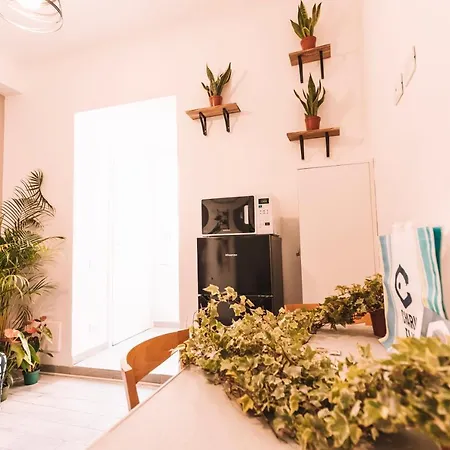 Charmelise Apartment *